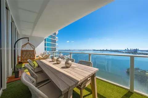 2020 N Bayshore Dr #2206, Miami, FL 33137