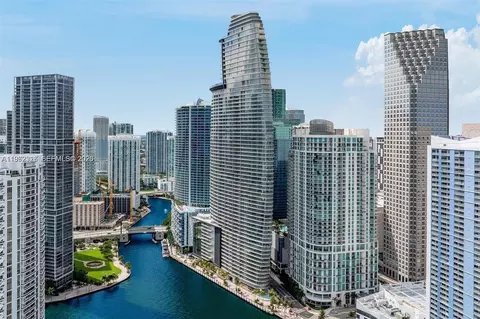 300 N Biscayne Boulevard Way #4104C, Miami, FL 33131