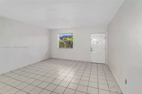 4655 Palm Ave #309, Hialeah, FL 33012