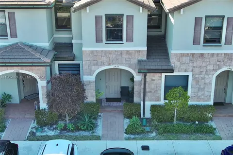 11438 W 34th Ct, Hialeah, FL 33018