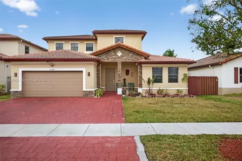 3669 SE 2nd Ct, Homestead, FL 33033