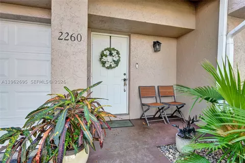 2260 W Discovery Cir W, Deerfield Beach, FL 33442