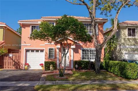 61 NW 110th Ave, Plantation, FL 33324