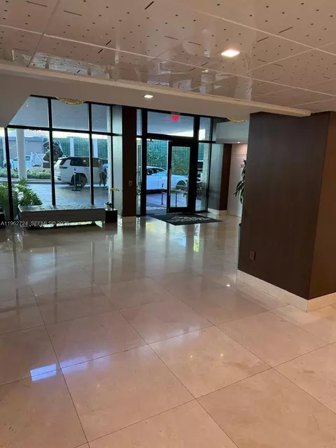540 Brickell Key Dr #1505, Miami, FL 33131
