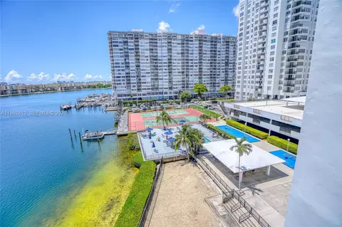 2780 NE 183rd St #1204, Aventura, FL 33160