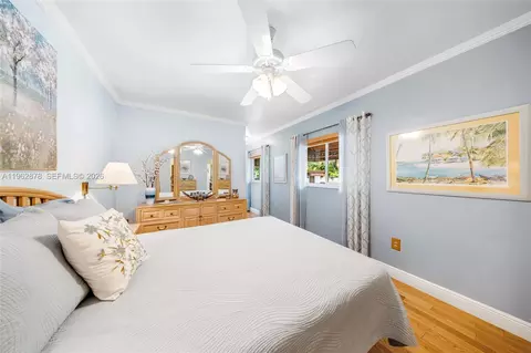 Bedroom - 564 De Leon Dr, Miami Springs, FL 33166 photo 6 of 8