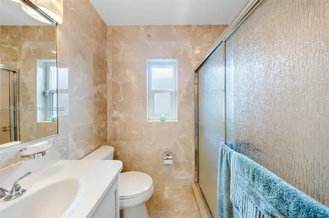 Bath - 564 De Leon Dr, Miami Springs, FL 33166 photo 1 of 3