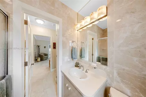 Bath - 564 De Leon Dr, Miami Springs, FL 33166 photo 2 of 3