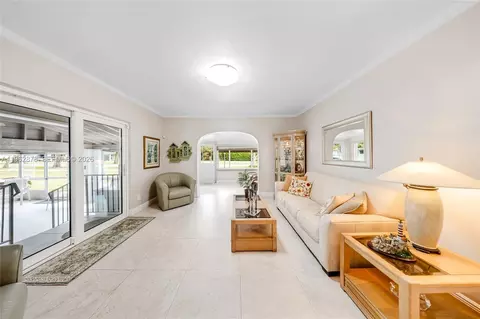 Living - 564 De Leon Dr, Miami Springs, FL 33166 photo 2 of 4