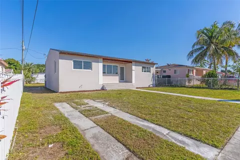Exterior - 5941 E 6th Ave, Hialeah, FL 33013 photo 2 of 4