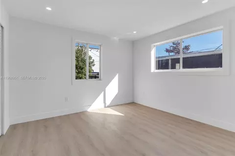 Bedroom - 5941 E 6th Ave, Hialeah, FL 33013 photo 1 of 6