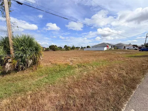 12 Th Pl, Cape Coral, FL 33909