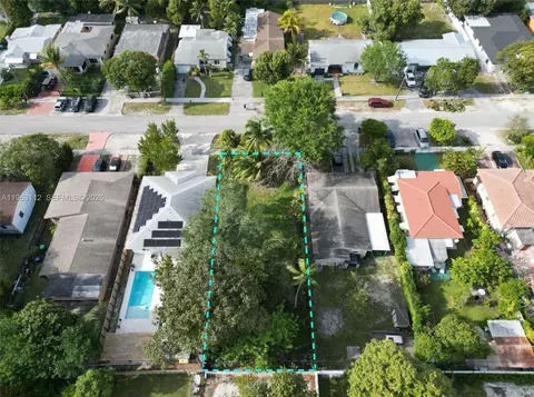 52 NE 117th St, Miami, FL 33161