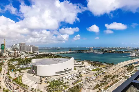 398 NE 5th St #2205, Miami, FL 33132