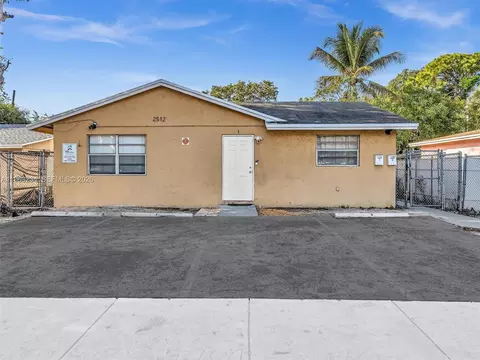 2512 NW 9th Pl, Fort Lauderdale, FL 33311