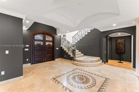 Entry Way - 11111 Killian Park Rd, Pinecrest, FL 33156 photo 2 of 8