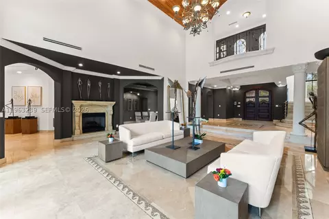 Living - 11111 Killian Park Rd, Pinecrest, FL 33156 photo 3 of 6