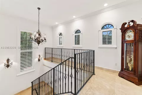 Entry Way - 11111 Killian Park Rd, Pinecrest, FL 33156 photo 4 of 7