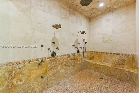 Bath - 11111 Killian Park Rd, Pinecrest, FL 33156 photo 3 of 5