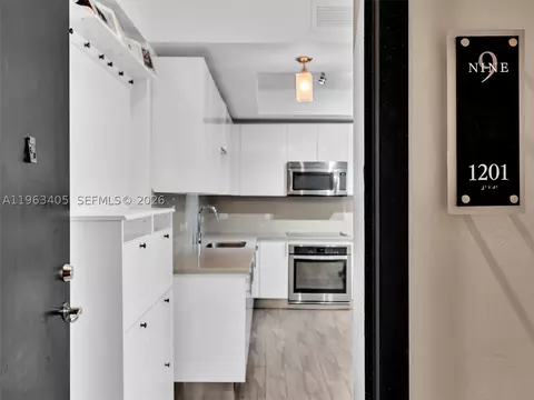 999 SW 1st Ave #1201, Miami, FL 33130
