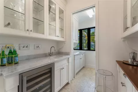Other - 465 Hampton Ln, Key Biscayne, FL 33149 photo 3 of 13