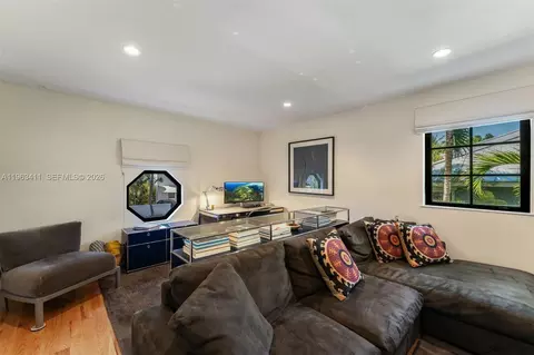 Other - 465 Hampton Ln, Key Biscayne, FL 33149 photo 11 of 13