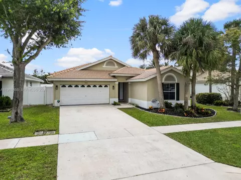 7899 Manor Forest Blvd, Boynton Beach, FL 33436