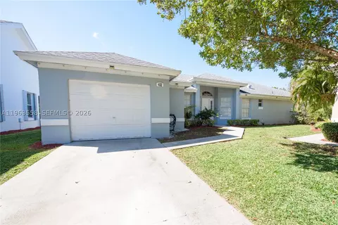 452 SE 20th Dr, Homestead, FL 33033