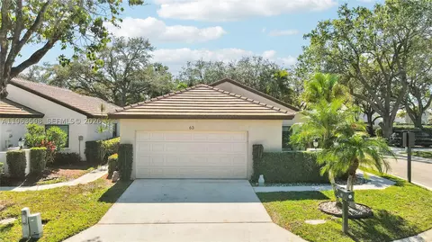 63 N Ironwood Way N, Palm Beach Gardens, FL 33418