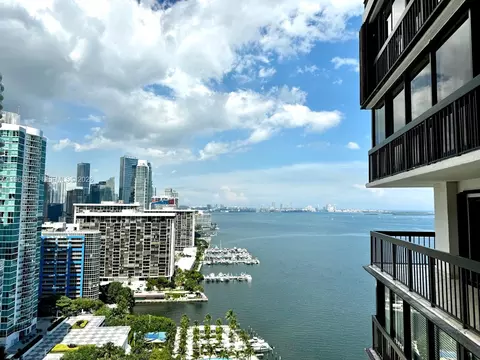 2333 Brickell Ave #2607, Miami, FL 33129