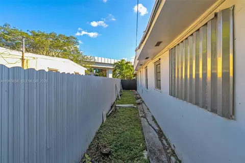 Exterior - 533 E 23rd St, Hialeah, FL 33013 photo 6 of 7