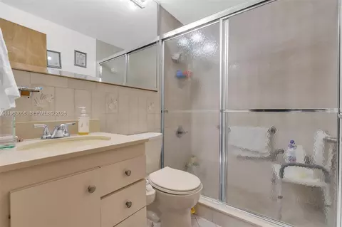 Bath - 533 E 23rd St, Hialeah, FL 33013 photo 2 of 2