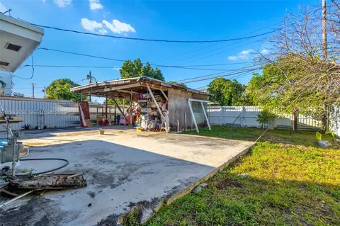 Exterior - 533 E 23rd St, Hialeah, FL 33013 photo 3 of 7