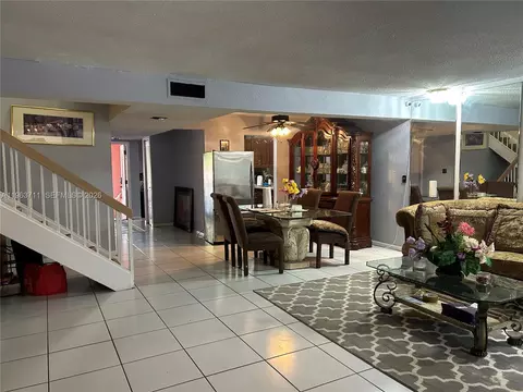 1653 NW 58th Ave #14, Lauderhill, FL 33313