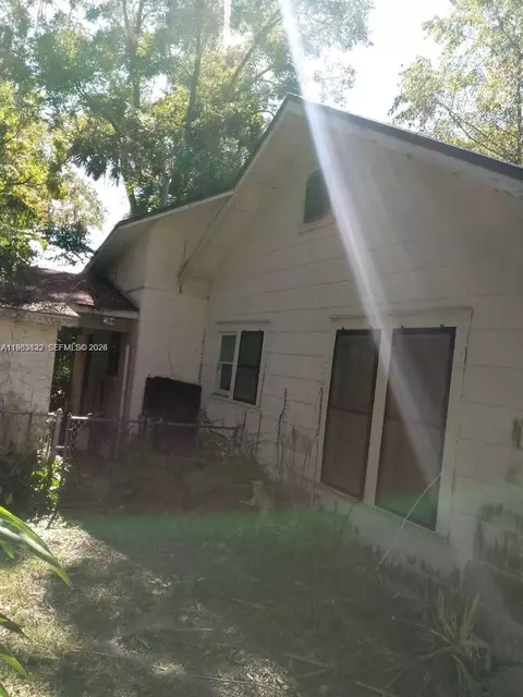 331 NE 9 Ave, Ocala, FL 34470 photo 3