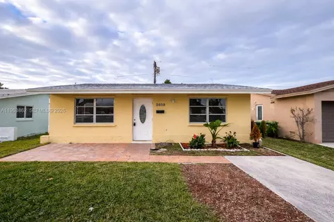 2609 NW 54th St, Tamarac, FL 33309