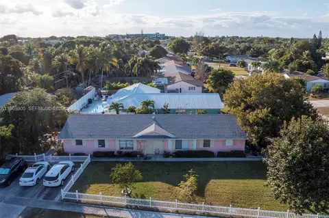 2651 SE 2nd St, Boynton Beach, FL 33435