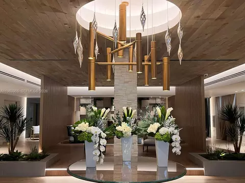 2301 Collins Ave #543, Miami Beach, FL 33139