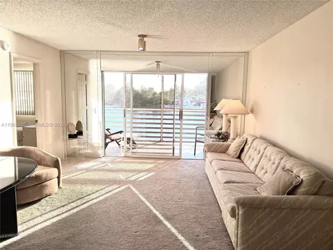 10456 NW 24th Pl #206, Sunrise, FL 33322