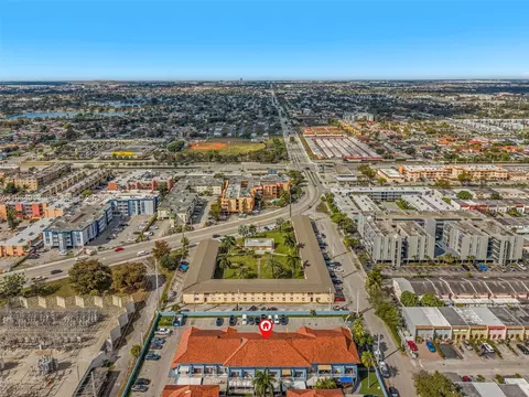 View/Area - 240 W 68th St #207, Hialeah, FL 33014 photo 3 of 4