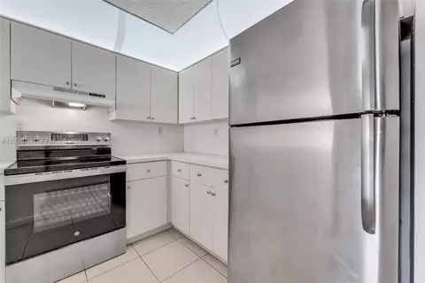 Kitchen - 240 W 68th St #207, Hialeah, FL 33014 photo 2 of 2