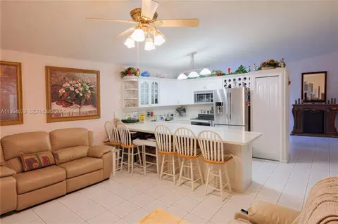 Undisclosed, Hialeah, FL 33018 photo 2