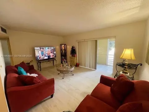 5180 E Sabal Palm Blvd #235, Tamarac, FL 33319