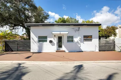 1820 SW 25th Ave, Miami, FL 33145