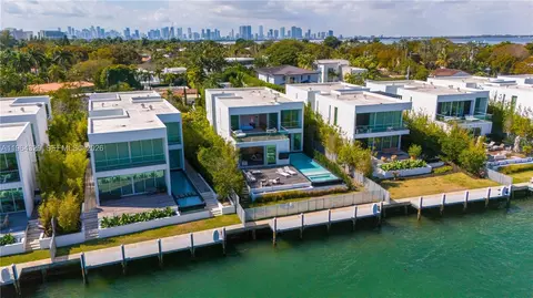 1031 W 48th St #6, Miami Beach, FL 33140