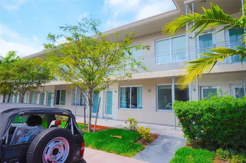 801 15th St #102, Miami Beach, FL 33139