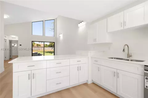 10675 NW 30th Pl #1, Sunrise, FL 33322