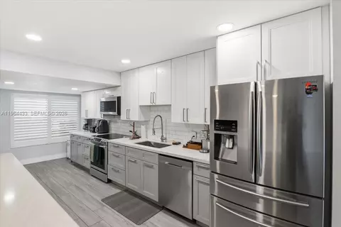 958 Mockingbird Ln #514, Plantation, FL 33324