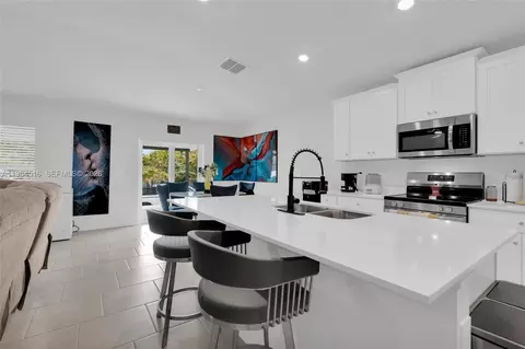 Kitchen - 2707 2nd St SW, Lehigh Acres, FL 33976 photo 3 of 3
