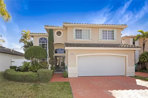 9465 SW 155th Ave, Miami, FL 33196